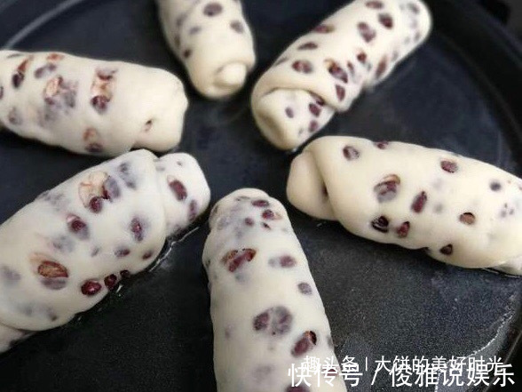 早餐就该吃此物,比蒸馒头好吃太多,焦香诱人,越嚼越香,太好吃