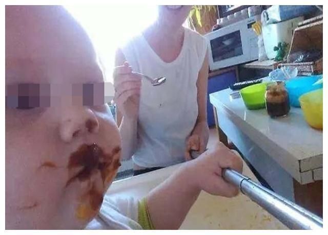 孩子|带孩子多累?全职妈妈带娃一整天,九张图片让很多人流下泪水