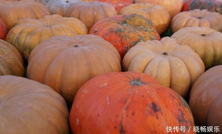 做蒸糕时,直接上锅蒸大错特错,多加1步,蒸糕蓬松暄软,特好吃