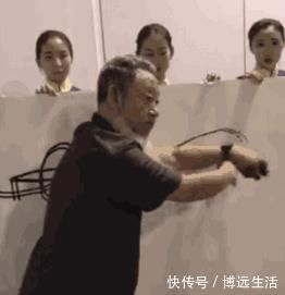 书协$他是丑书的始作俑者、书协大佬,坦言:学书法,想怎么写就怎么写