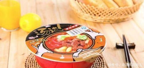 受欢迎|网评最受欢迎的方便面康师傅牛肉面排在最后,第一个你一定吃过