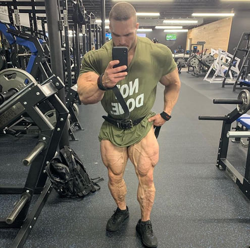 健美之星|25岁的肌肉巨兽，臂围达到58厘米，堪称未来的“健美之星”