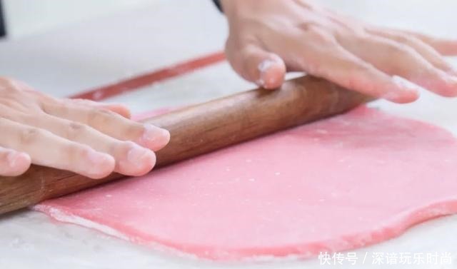 夏天最馋这甜品!不用开烤箱就能做