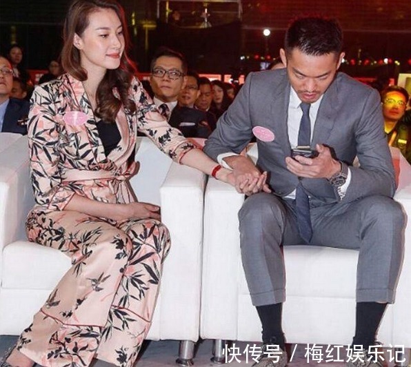 大长腿|林丹爱妻晒近照，罕见穿短裙，肤白貌美大长腿，如今创业成女强人