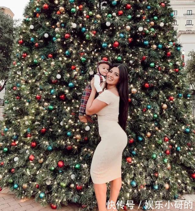 双脚|30岁辣妈饱满身材魅力十足,犹如20岁少女,宝妈如何恢复身材?