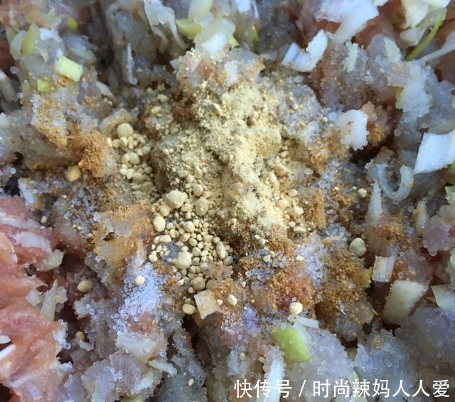  做法|虾肉馄饨，家常做法，营养又美味