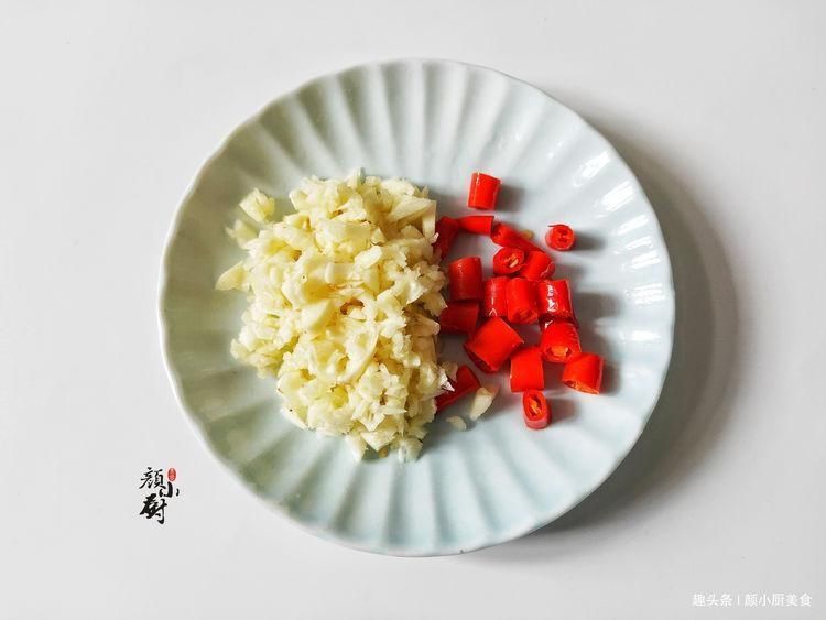 天热，最该吃的不是黄瓜，而是这菜，简单一拌，好吃下饭还不长肉