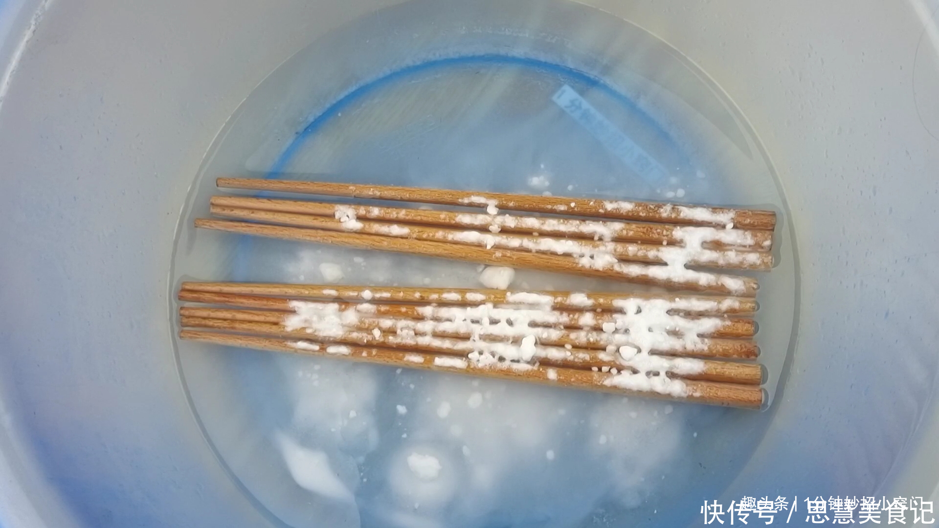 杀菌|每天用清水洗筷子,相当于吃细菌,教你一个方法,筷子干净又杀菌