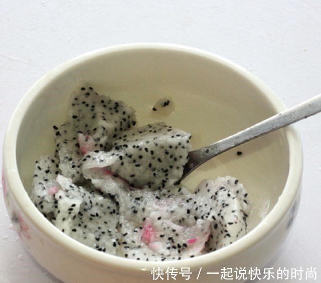  芒果酸奶奶昔，自制零添加，口感细腻顺滑味道好