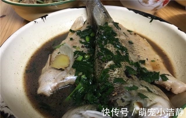 荤素|周末同事来家里做客,八旬外婆下厨做一桌菜,荤素搭配倍有面子!
