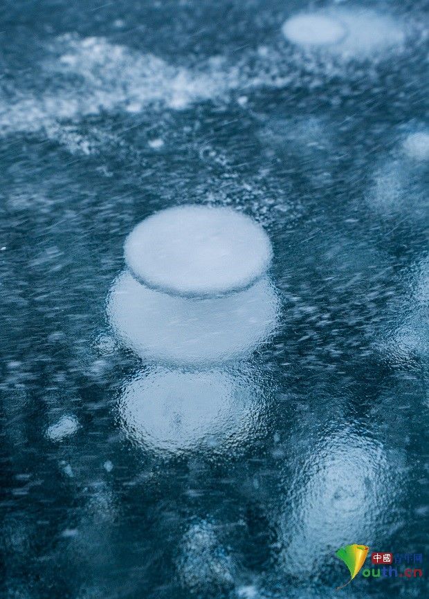 仙境|贝加尔湖冬日宛如冰雪仙境 神奇“气泡冰”吸引眼球