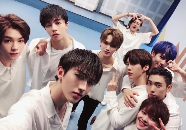 鹅厂打造的最惨女团即将解散，沦落到十八线，各个都是唱将级艺人