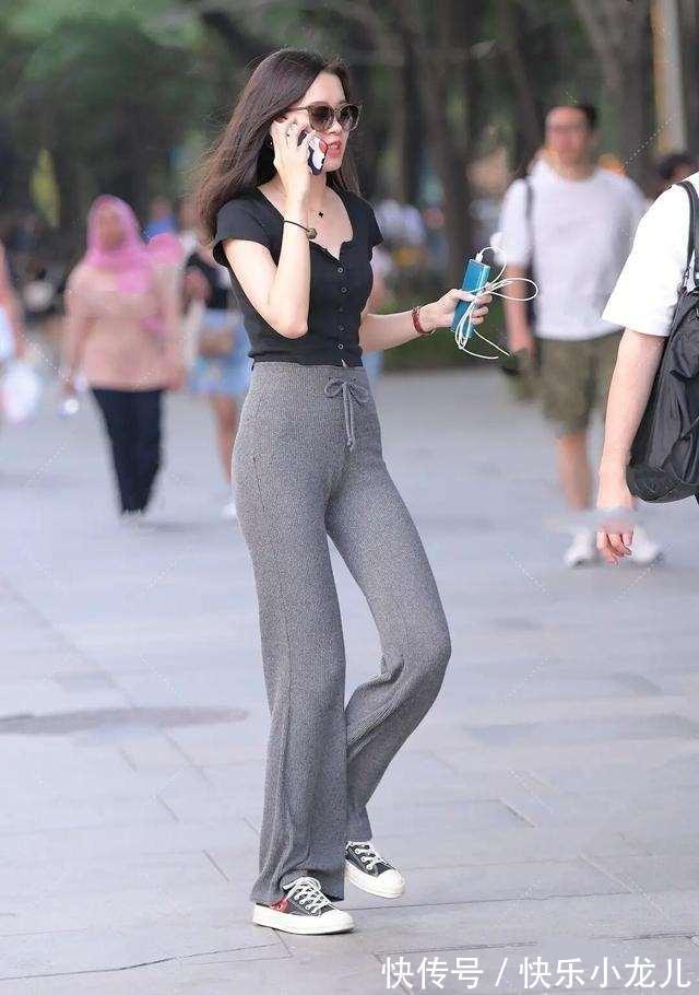 穿搭 美丽优雅的打底裤穿搭更显文雅范,勾勒出窈窕身姿,凸显线条