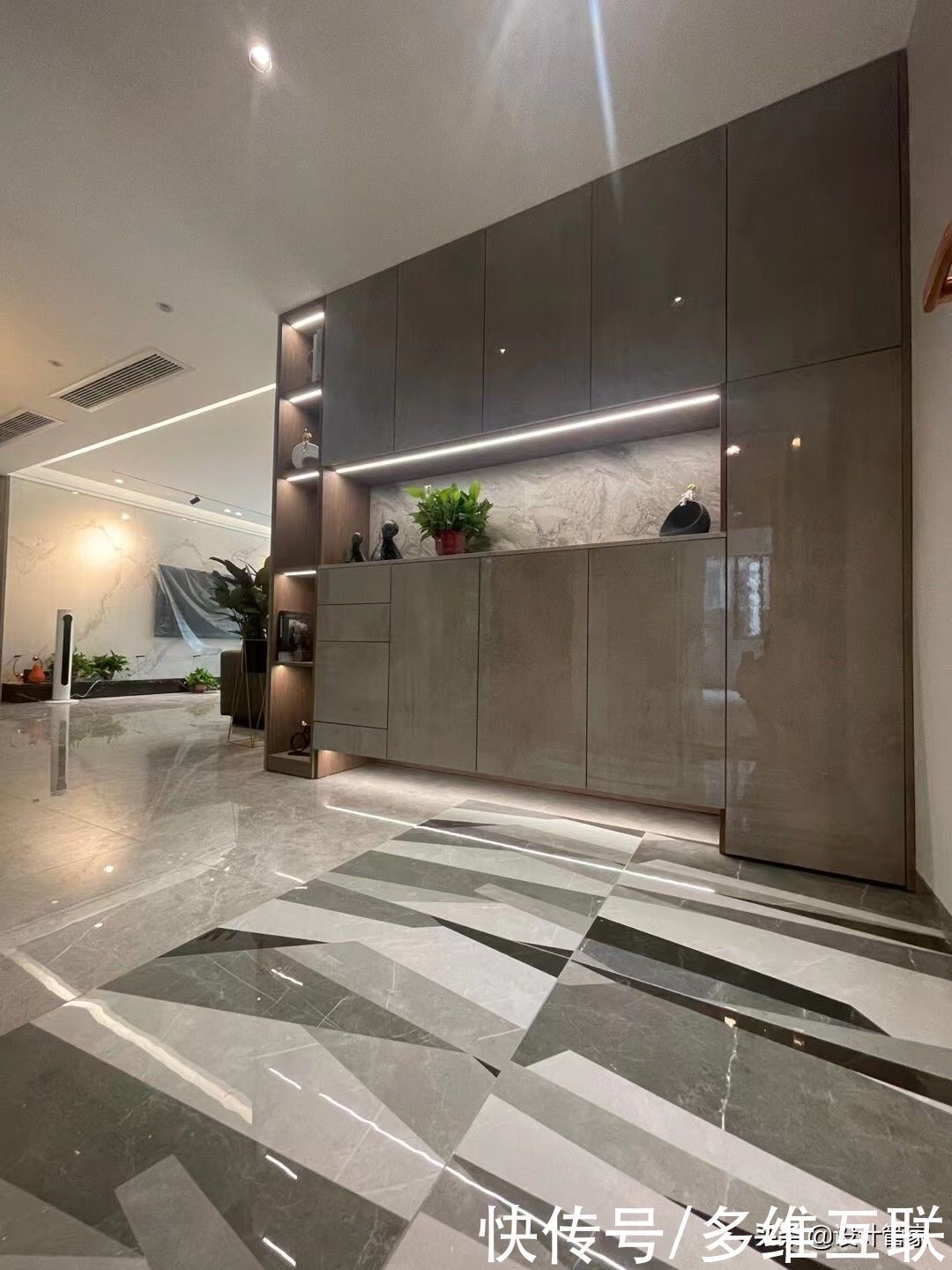 实景|新婚小夫妻的120平三居室,耐看又不容易过时,实景更有格调