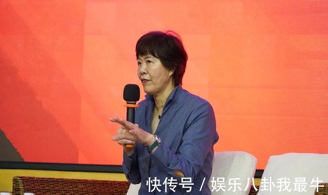 朱婷|郎平再谈疫情影响!朱婷等人无法做手术,执教中国女排问心无愧