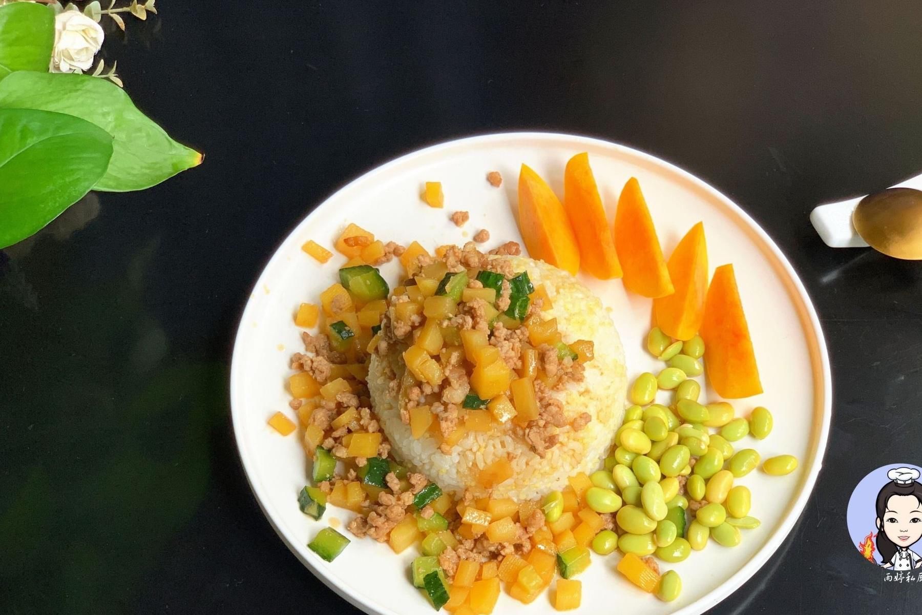 家常菜|这3种食材一起炒实在是太香了，开胃下饭又营养，好吃又好做