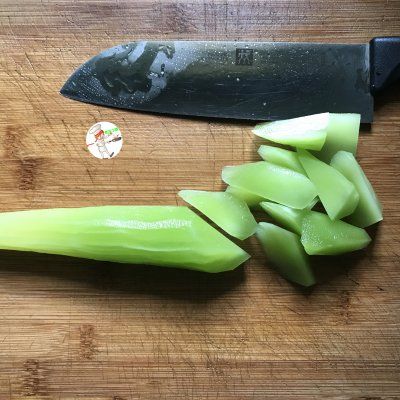 营养餐|#助力高考营养餐#番茄炒莴笋