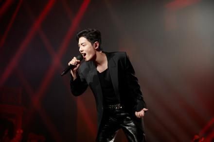 肖战活跃粉丝排名榜首，突破34万，王一博破10万排第二