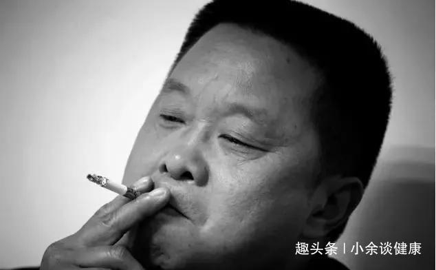去世|48岁男子，深夜心梗去世，医生：睡觉时若有2种异常，尽早就医