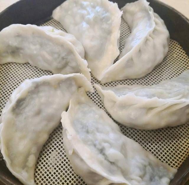 特好吃的做法，香辣爽滑口感滑嫩，有荤有素有主食有小菜