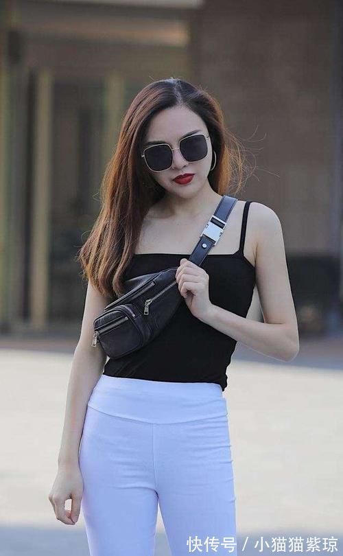 正装裤 胯宽的瑜伽裤美女,打破单调和刻板,展现气质!