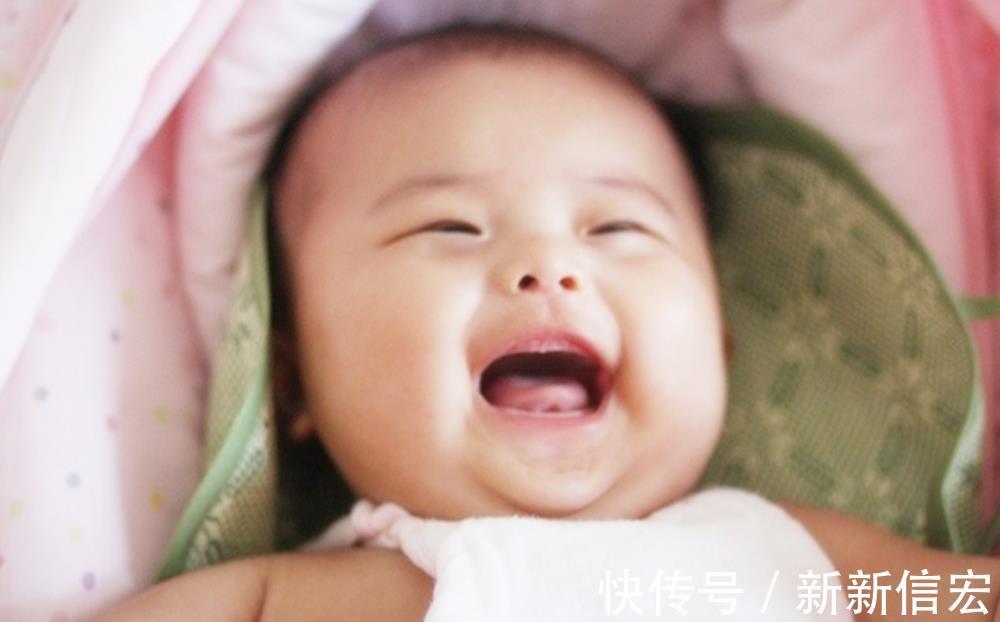 发育|宝宝越“笑”智商越高,尤其是见到3类人的时候,你家宝宝有吗?