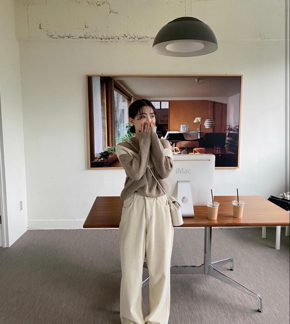 早春穿搭少不了毛衣!教你这么去搭配,让你秒变温柔韩系小姐姐