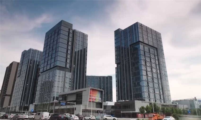 户型|北漂夫妻买下24㎡婚房,柱子4米宽,窗台就占户型面积一半