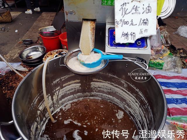芝麻油|小区来了榨花生油的，一桶100元，围观的人多，原来猫腻在这里