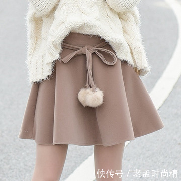 角度看 毛衣配短裙,填补秋冬记忆空白格