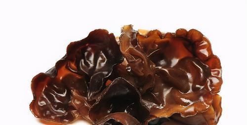 保护血管|女性不想老的快,常吃3种菜,淡化雀斑,润滑肌肤,保护血管