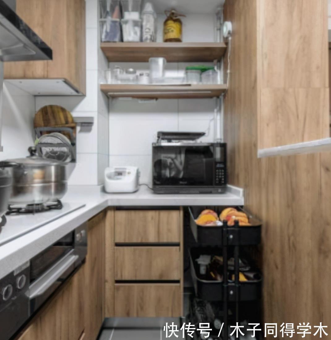 台面|去表姐家发现,厨房台面从不摆瓶瓶罐罐,这样做美观实用不占地儿
