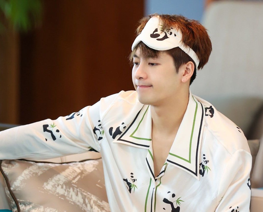 尷尬|《嗨放派》大連站之后繼續(xù)高能 今晚上演另類社交拯救指南