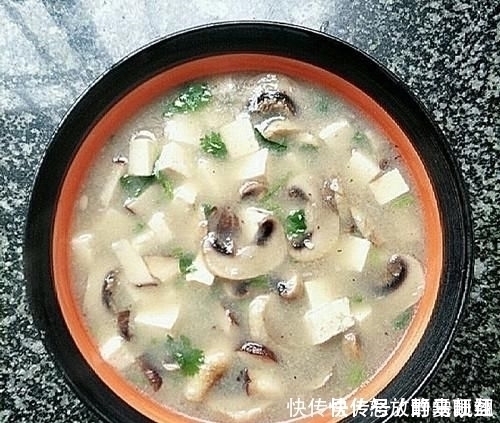 鸡汤|豆腐和此物一起炖,比鸡汤还要鲜,补钙质,长身体,脑瓜变聪明