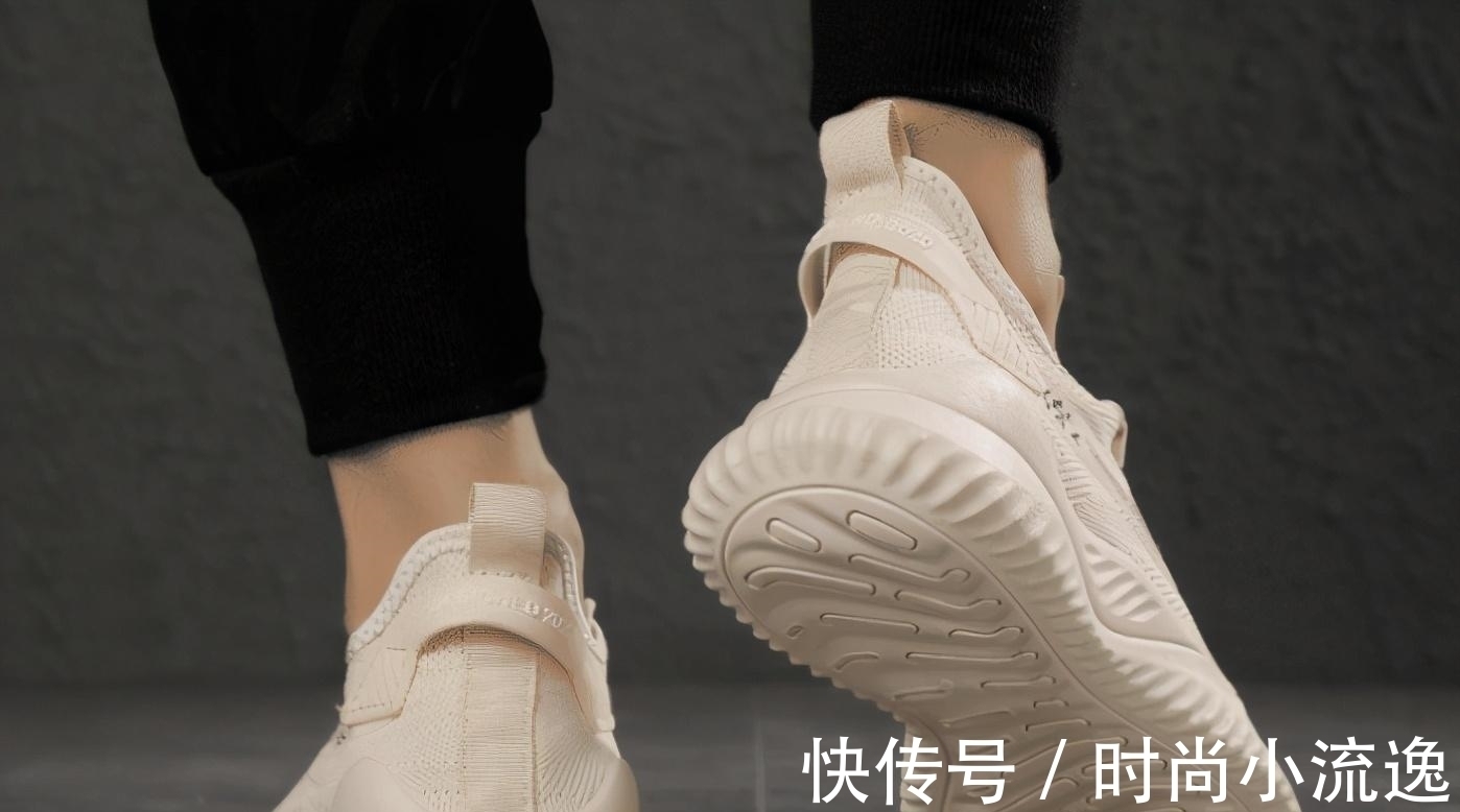 玛莎拉蒂 阿迪耐克被吊打!鞋界的“玛莎拉蒂”面世,鞋友:香!