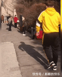 |搞笑GIF趣图太热了,凉快一下吧!