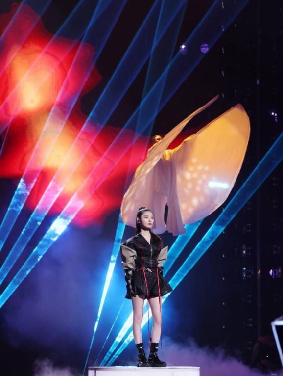 一颗星的夜|好声音：贺三、姚晓棠、陈文非遗憾止步，王靖雯、伍珂玥争夺冠军