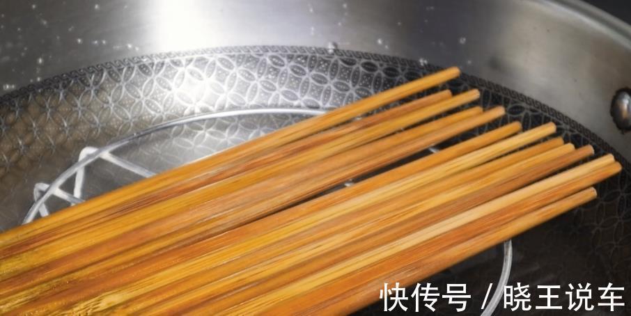 聪明人|买筷子时，竹筷、木筷、不锈钢筷子哪个好？聪明人只认准这一种！