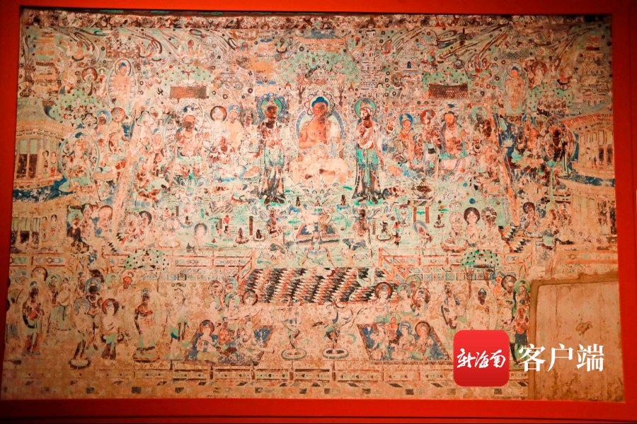  汪承贤摄|12月10日，到海南省博物馆看“觉色敦煌——敦煌石窟艺术展”