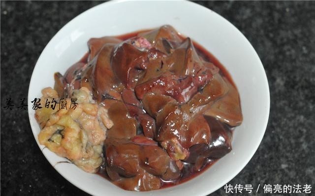 青辣椒片|它是“穷人的阿胶”,坚持每周吃1次,延缓更年期,50岁不显老