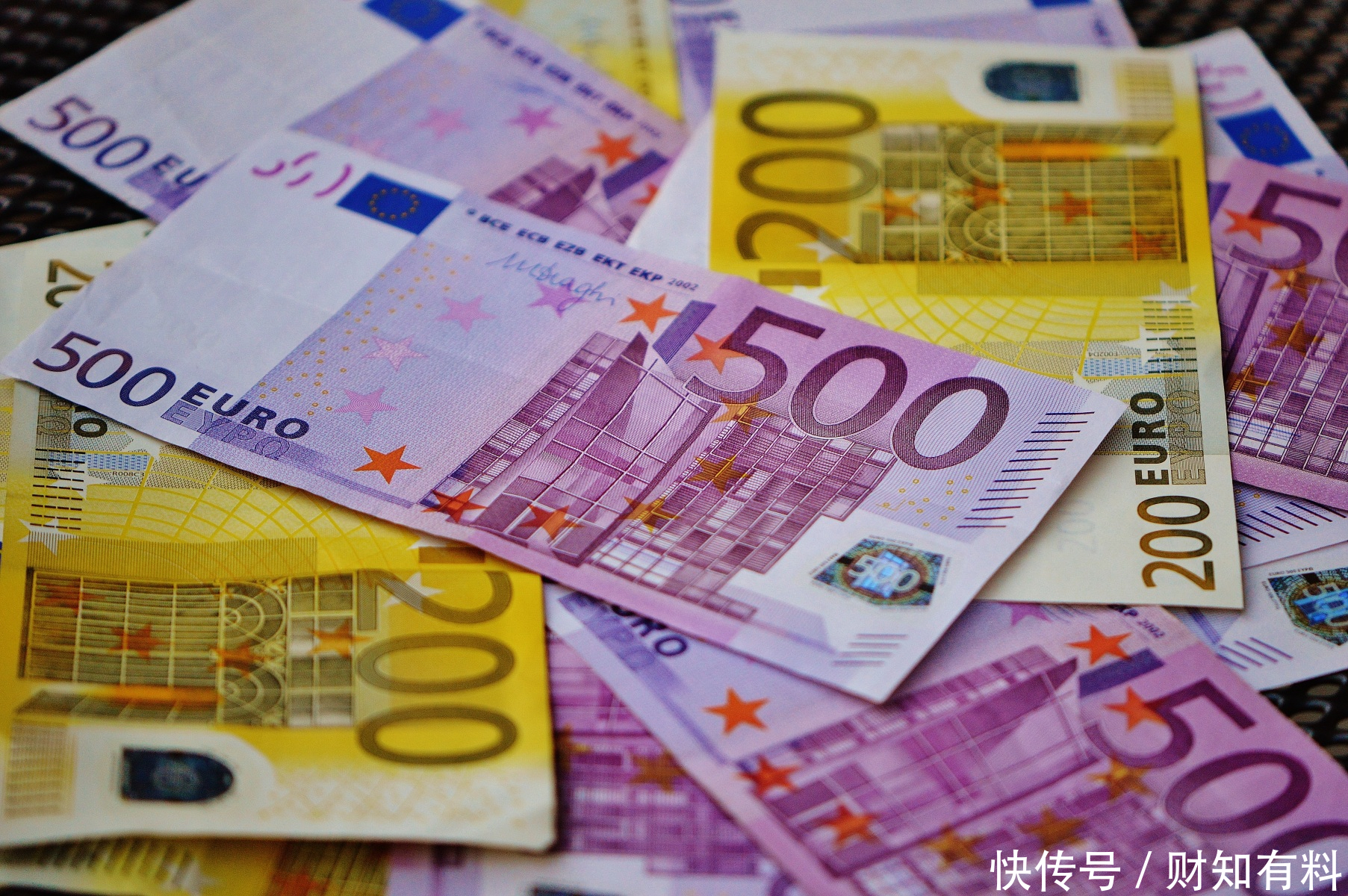 最大面值10000,韩元50000,为什么人民币