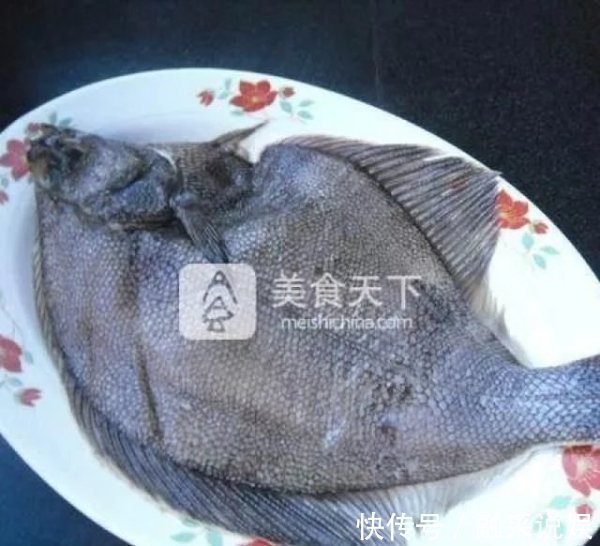 清蒸|清蒸偏口,鱼肉鲜嫩可口,省时省力又好做,太美味了!