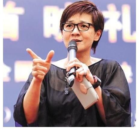 快樂女聲|她以為自己很受歡迎，做導師狂耍大牌，被封殺哭求原諒