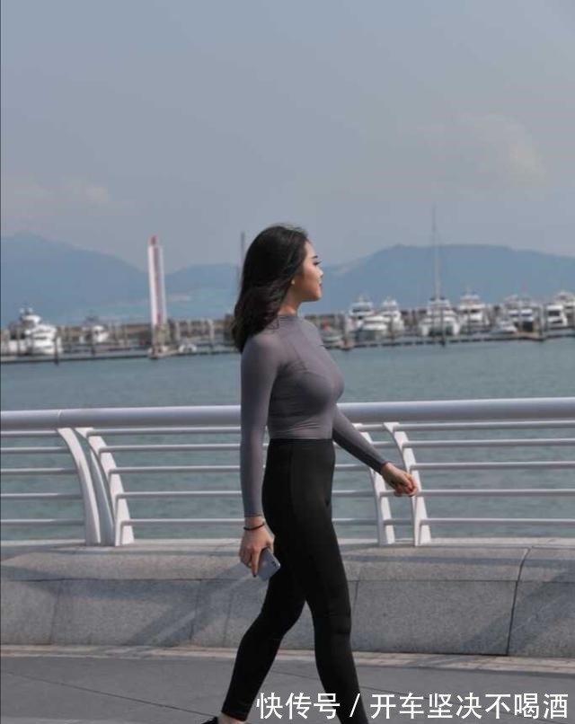 简约风|打底裤的搭配既时髦又有腔调,尽显与众不同的气质!