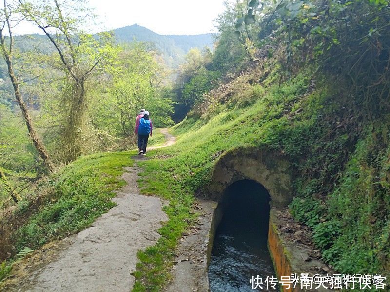 云南的白云大沟，堪比红旗渠，是徒步爱好者的天堂