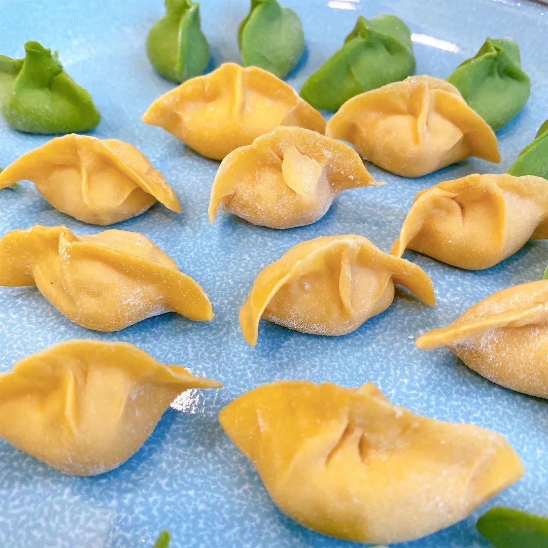 早餐要吃好，10分钟搞定！换个小花样，全家都吃得更营养~