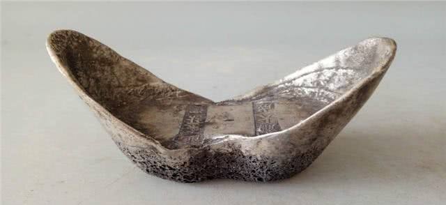 清朝1两银子,折合人民币是多少?现代人深感汗颜!