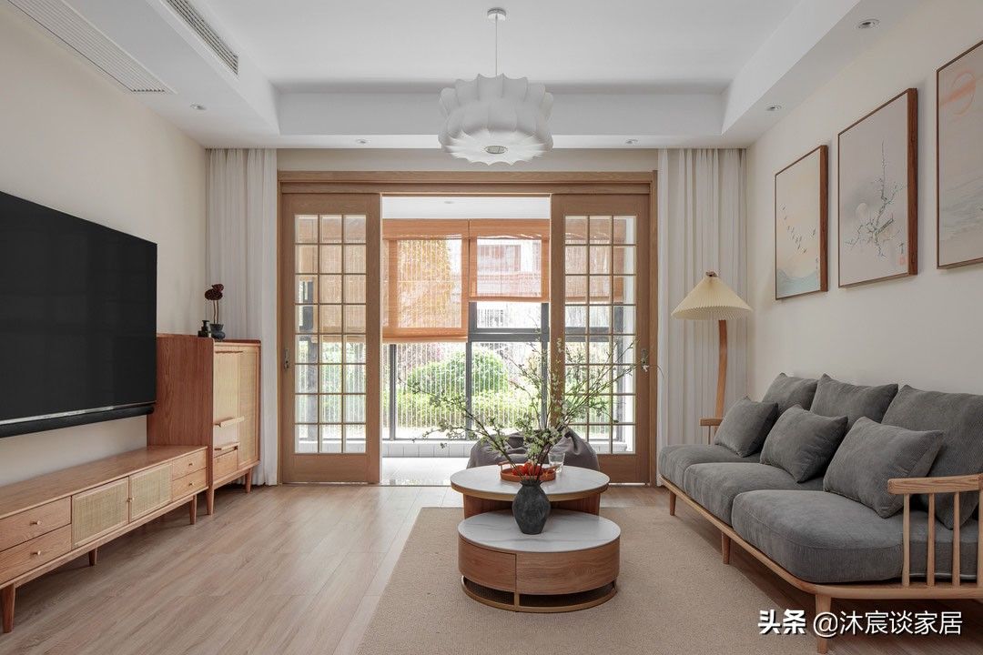 家居|这对夫妻很明智，整个家不过度装修，轻松打造出温暖治愈人心的家