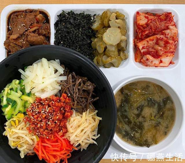 泡菜|看完韩国月子中心的一日三餐,中国网友:天天这么吃确定没问题?