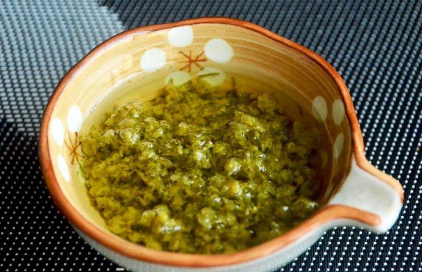 自制韭花酱,只放盐是外行,多加1样,口感好味道香,久放不会坏